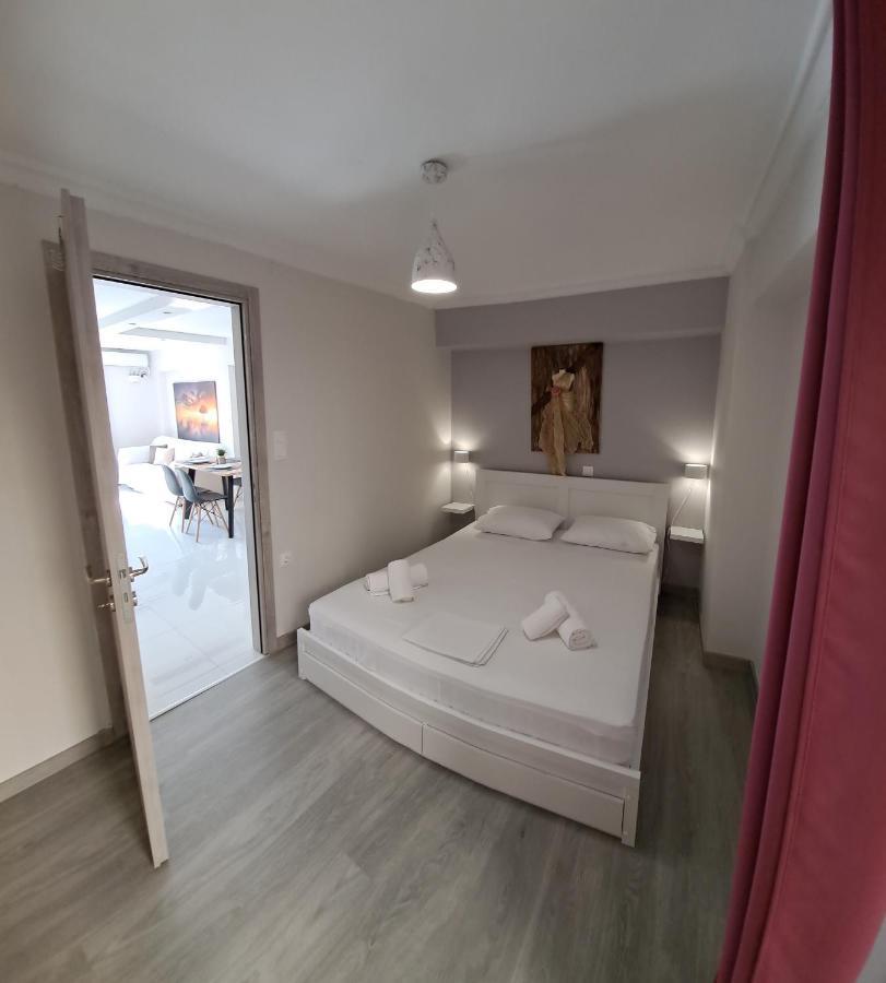 Xylokastro Cozy Apartment Esterno foto